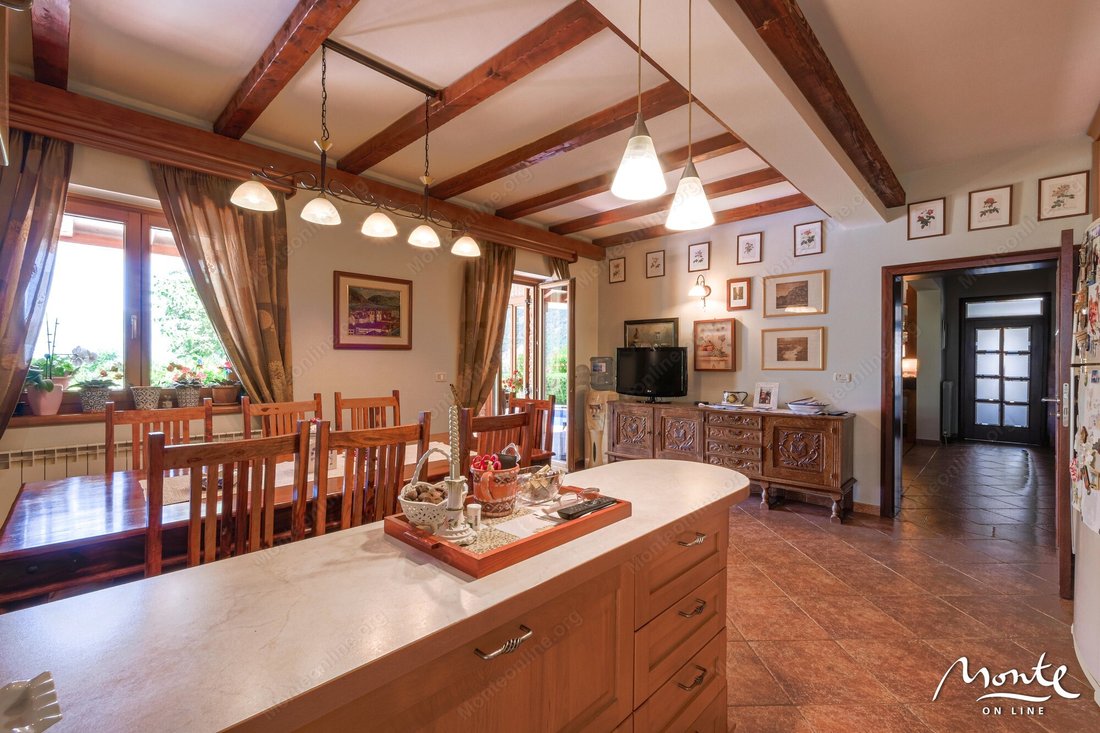 Villa in Orahovac, Kotor Municipality, Montenegro 4 - 15456908