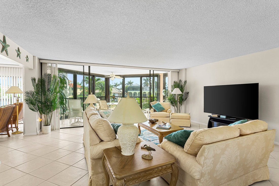 Condo in Marco Island, Florida, United States 2 - 15456592