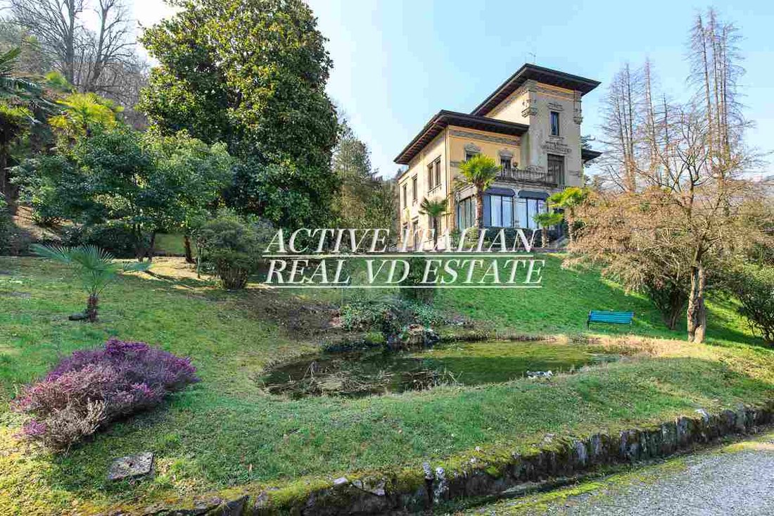 Villa in Stresa, Piedmont, Italy 1 - 15457622
