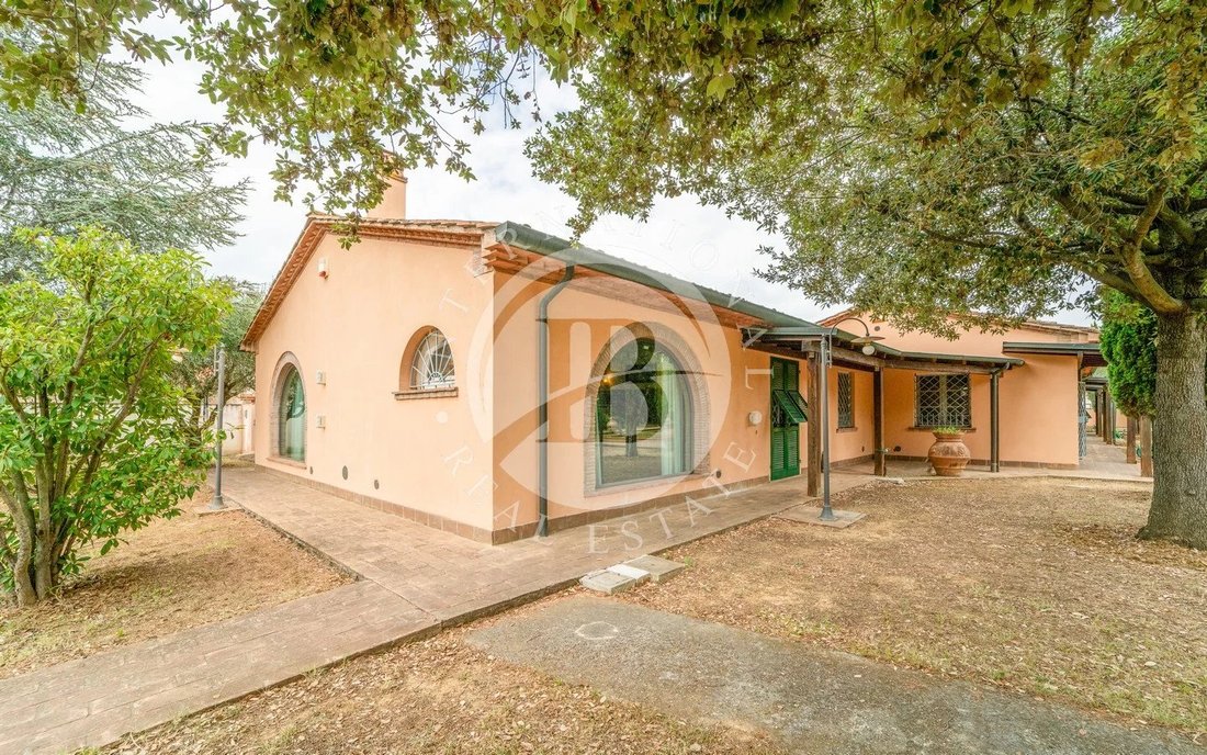 Villa in Cecina Centro, Cecina, Tuscany 1 - 15457732