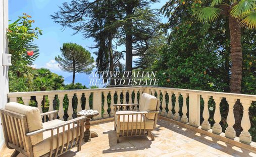 Villa à Dizzasco, Lombardie, Italie 1