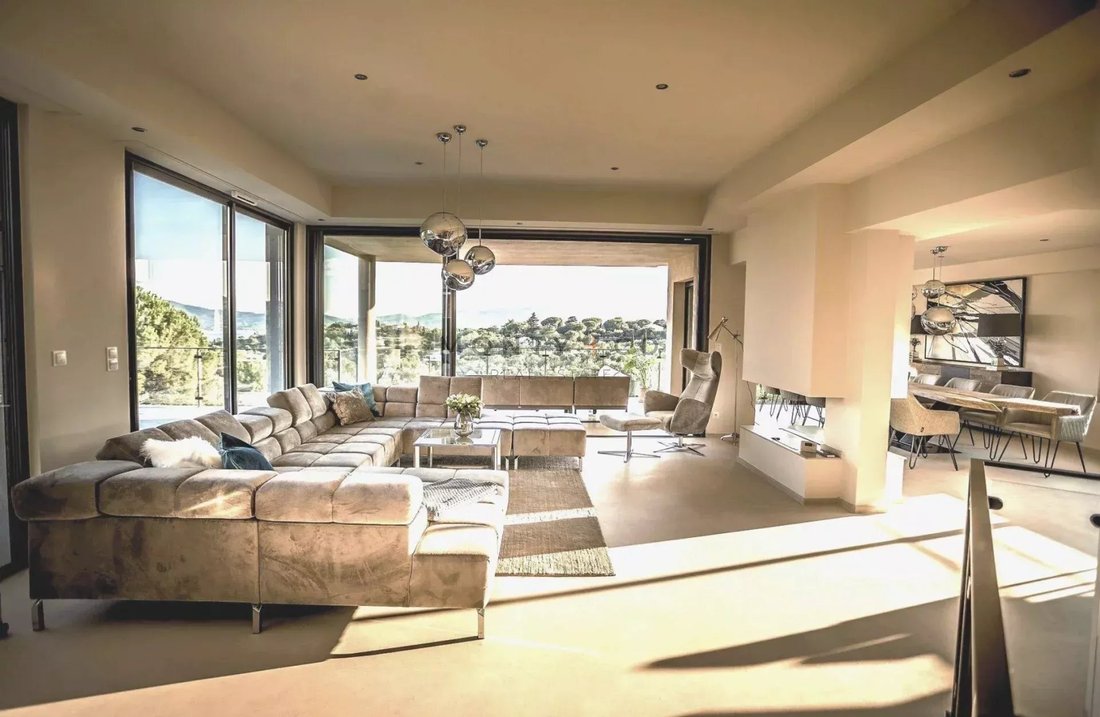 Villa in Grimaud, Provence-Alpes-Côte d'Azur, France 4 - 15456205