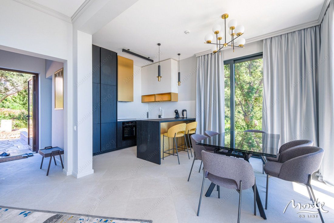 Townhouse in Rijeka Reževići, Budva Municipality, Montenegro 5 - 15456572