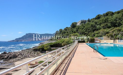 Apartment in Village-Cros de Caste-Coupiere-Mont Gros, Roquebrune-Cap-Martin, France 1