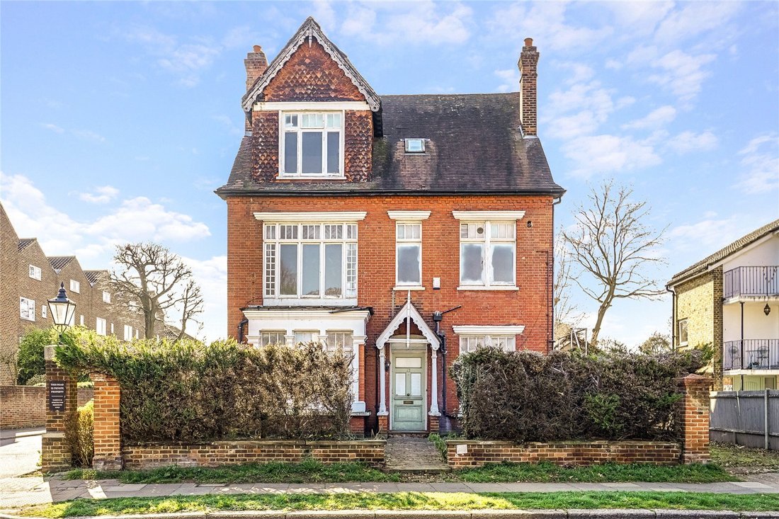 House in Chiswick, Hounslow, England 5 - 15457799