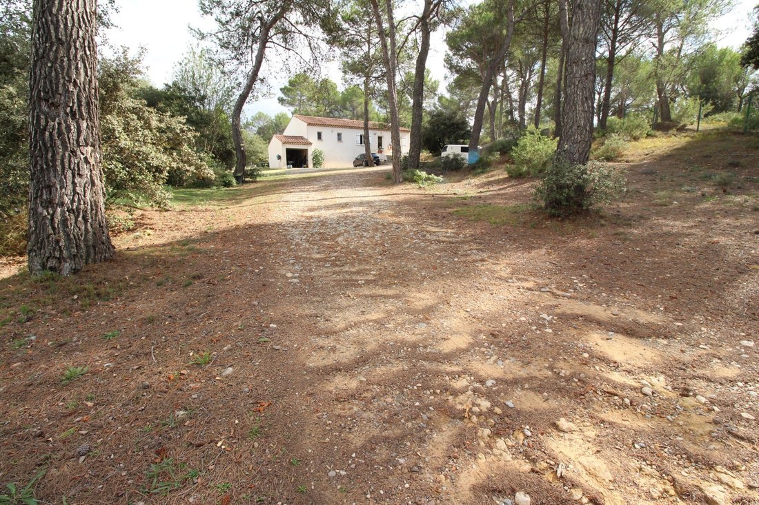 Villa in Jouques, Provence-Alpes-Côte d'Azur, France 3 - 14653085