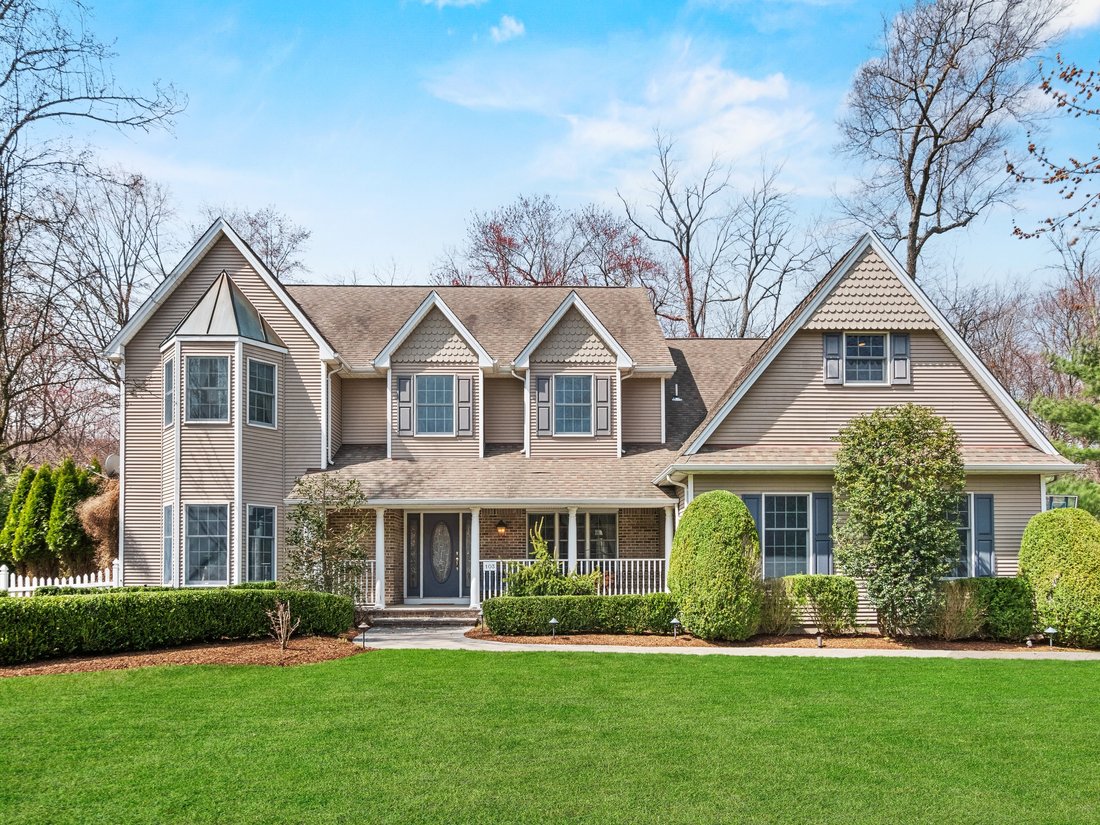 House in Franklin Lakes, New Jersey, United States 1 - 15456893