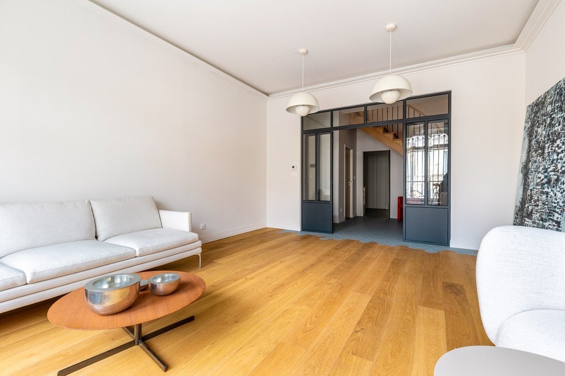 Apartment in Hôtel de Ville-Quinconce-Saint Seurin-Fondaudège, Bordeaux, France 2 - 12406394