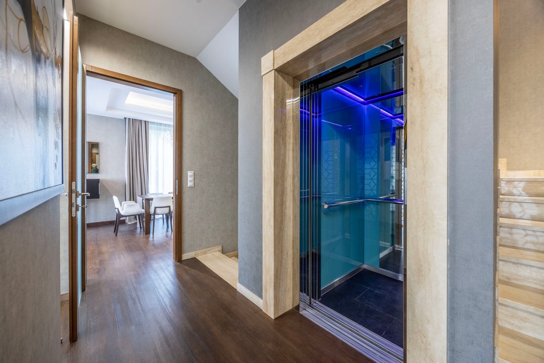 House in Budapest, Hungary 3 - 15484326