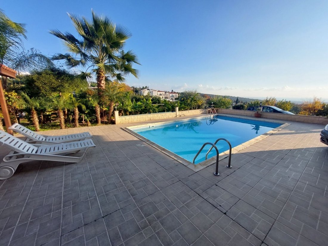 Villa in Paphos, Paphos, Cyprus 1 - 15456575