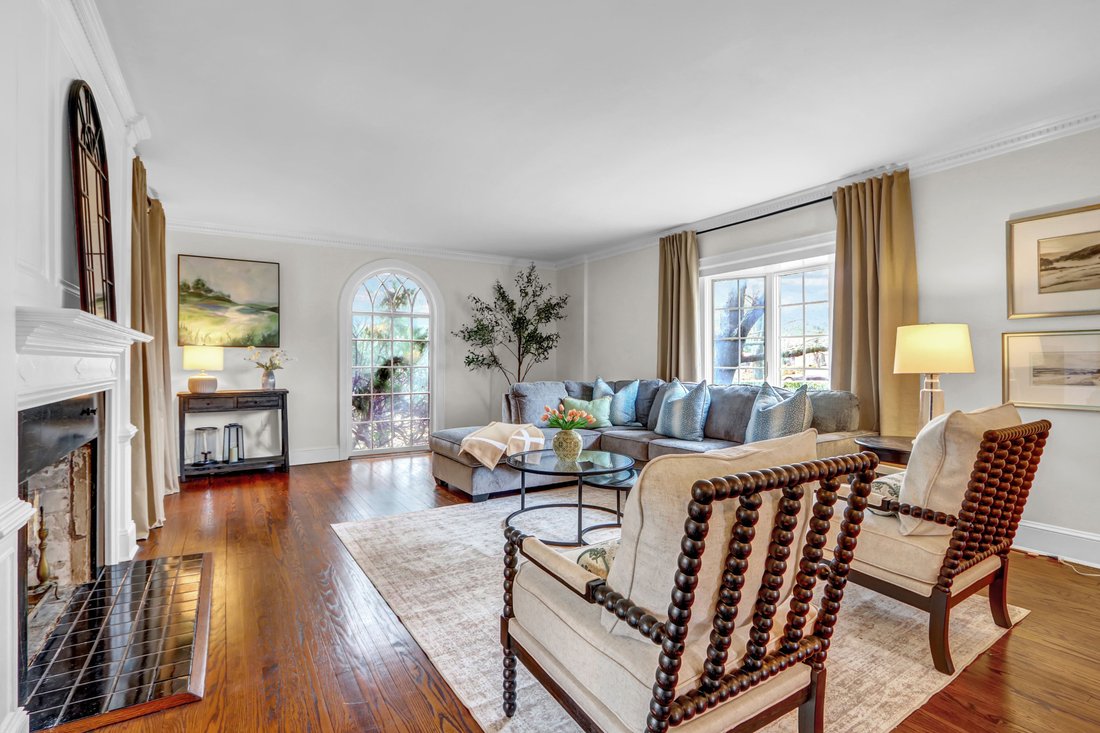 House in Garden City, New York, United States 4 - 15457636