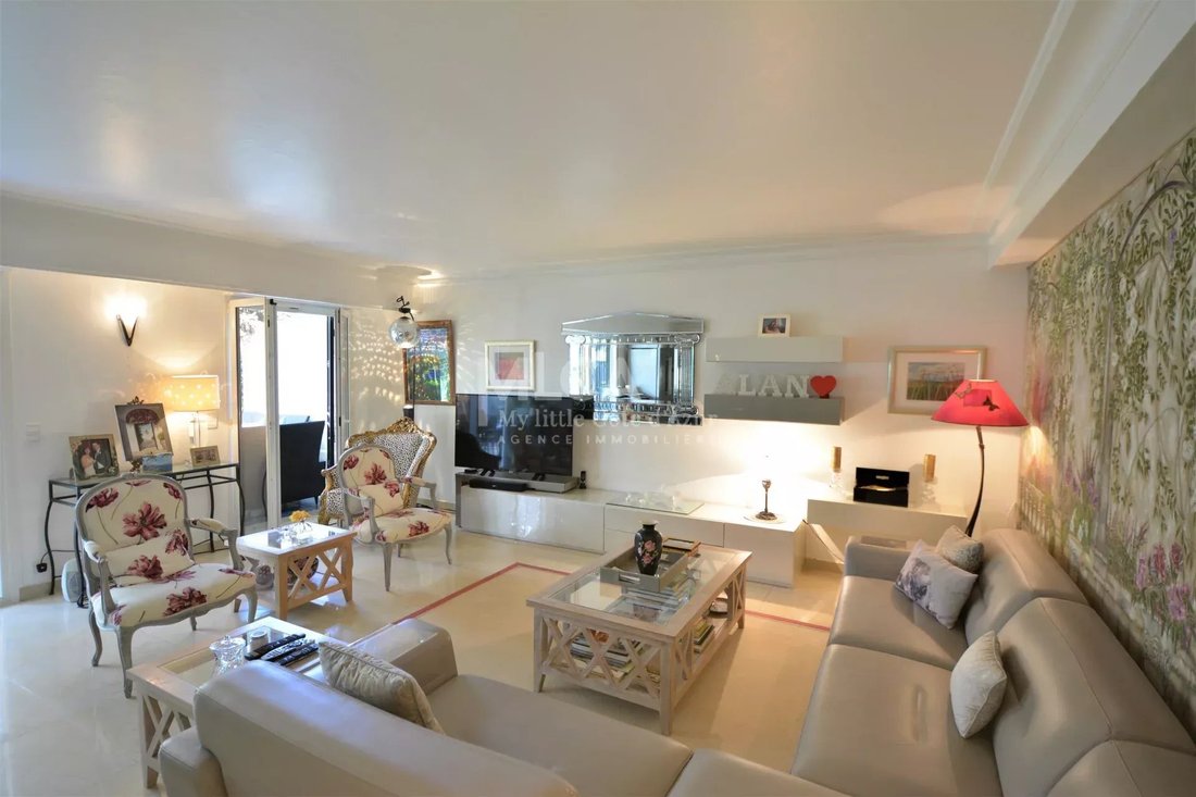 Apartment in Antibes, Provence-Alpes-Côte d'Azur, France 3 - 15456659