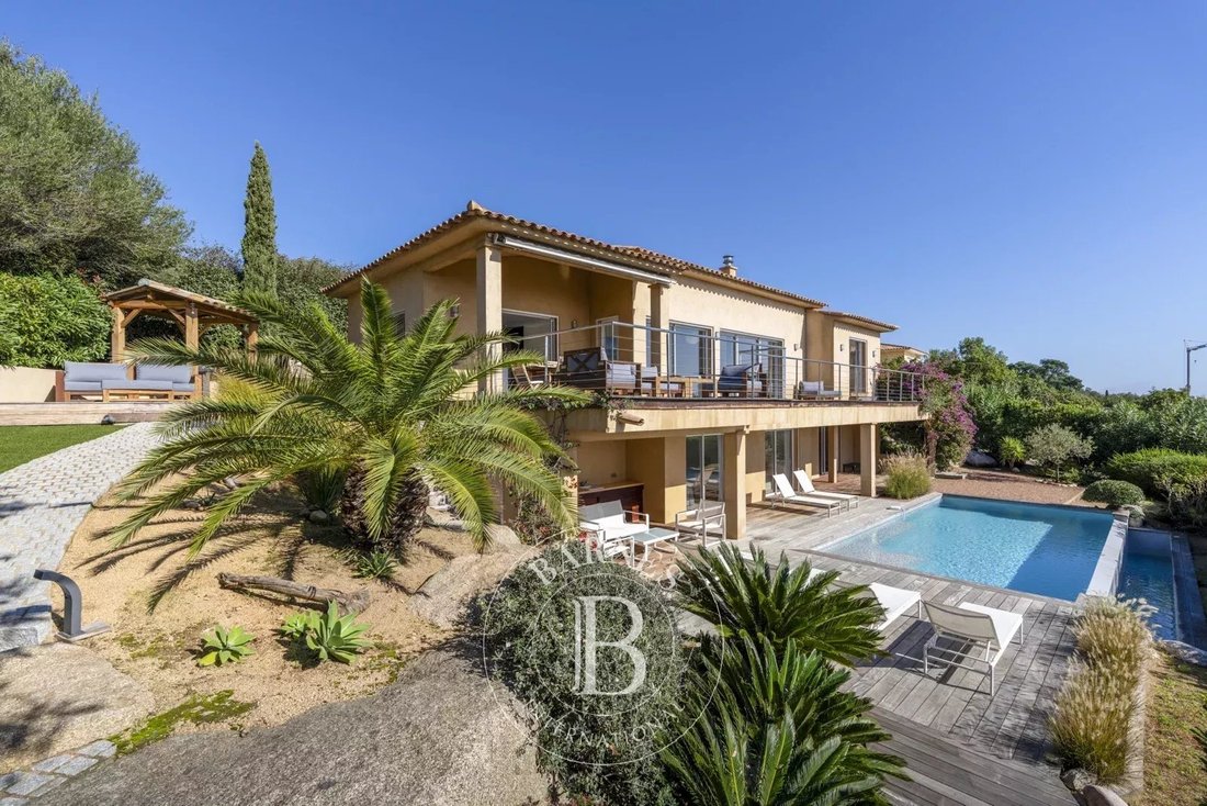 Villa in Zonza, Corsica, France 1 - 15456216