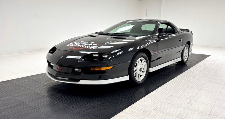 Coupe in Morgantown, United States 1 - 13412002