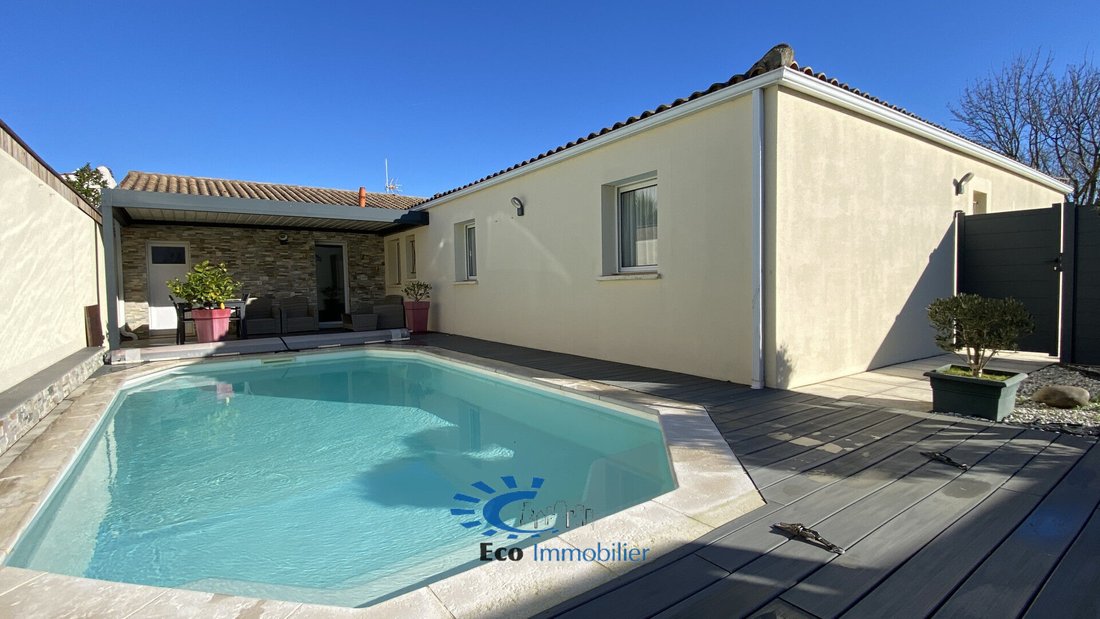 House in Dompierre-sur-Mer, Nouvelle-Aquitaine, France 1 - 15074842