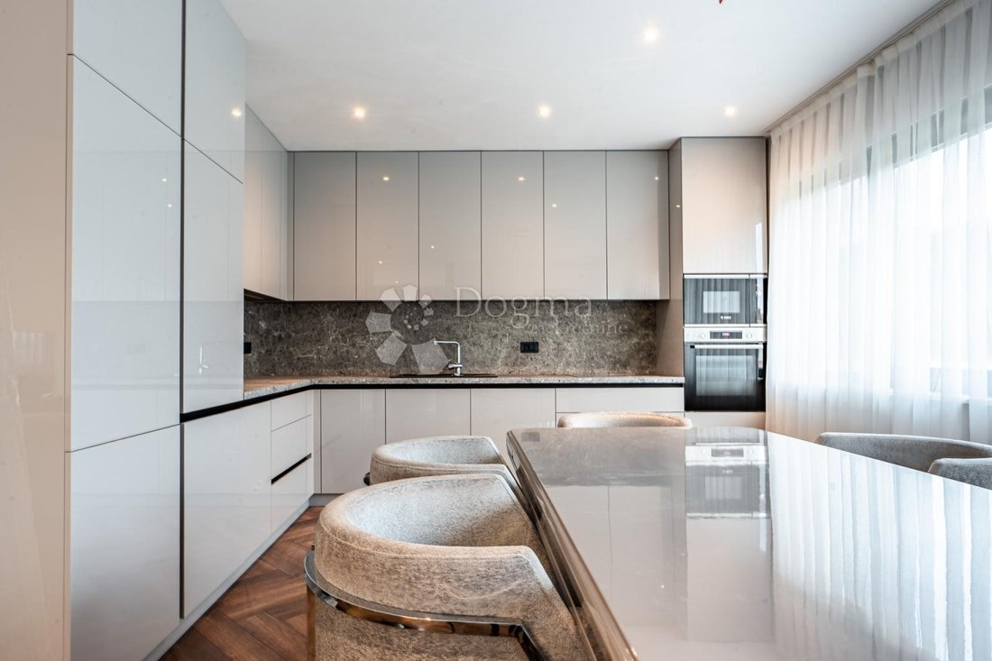 Apartment in Rovinj, Istria County, Croatia 1 - 15459259