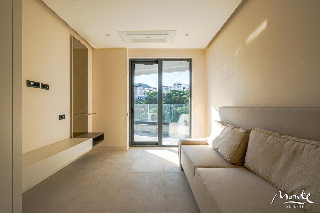 Penthouse in Bečići, Budva Municipality, Montenegro 4 - 15456931