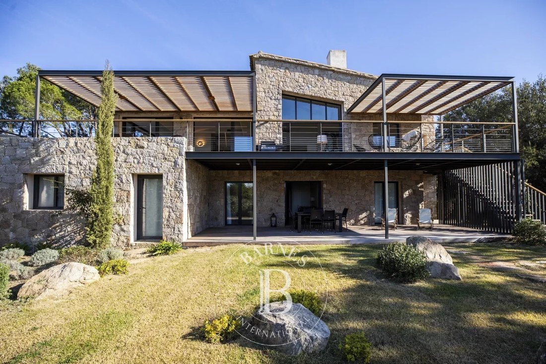 Villa in Lecci, Corsica, France 3 - 12952533