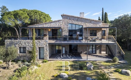 Villa in Lecci, Corsica, France 1