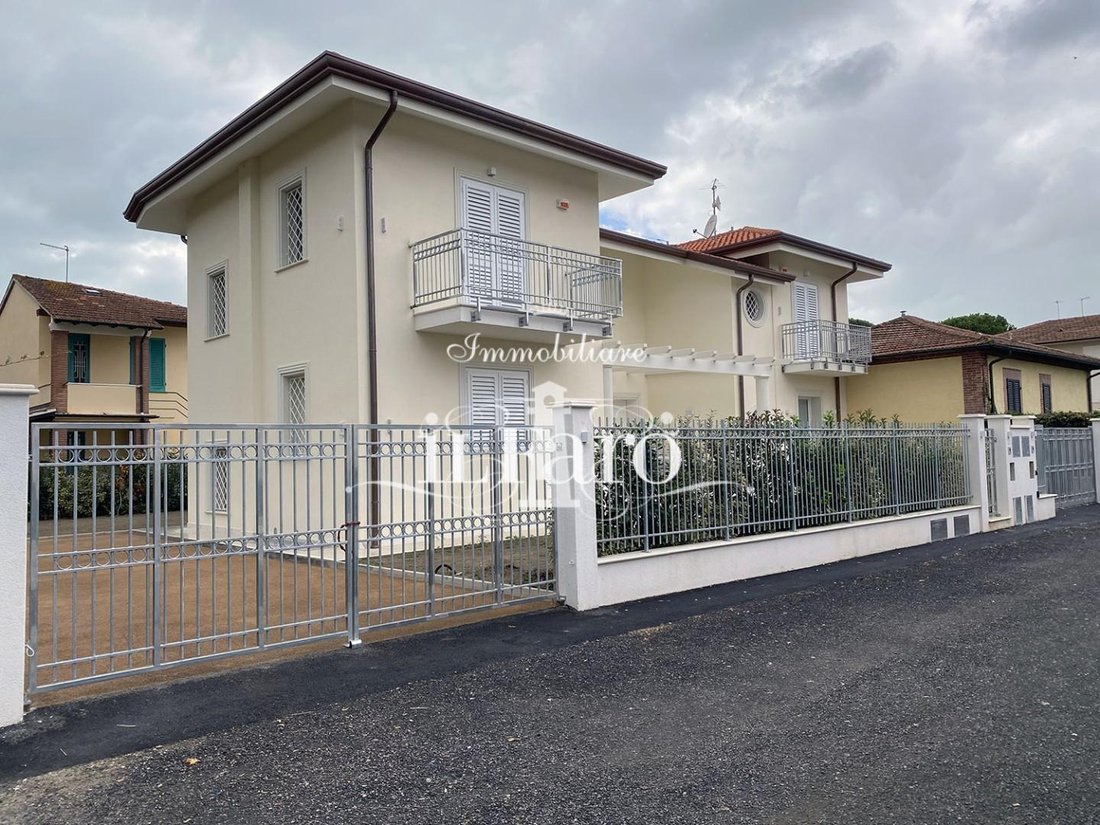 Landhaus in Tonfano, Pietrasanta, Italien 1 - 15458998