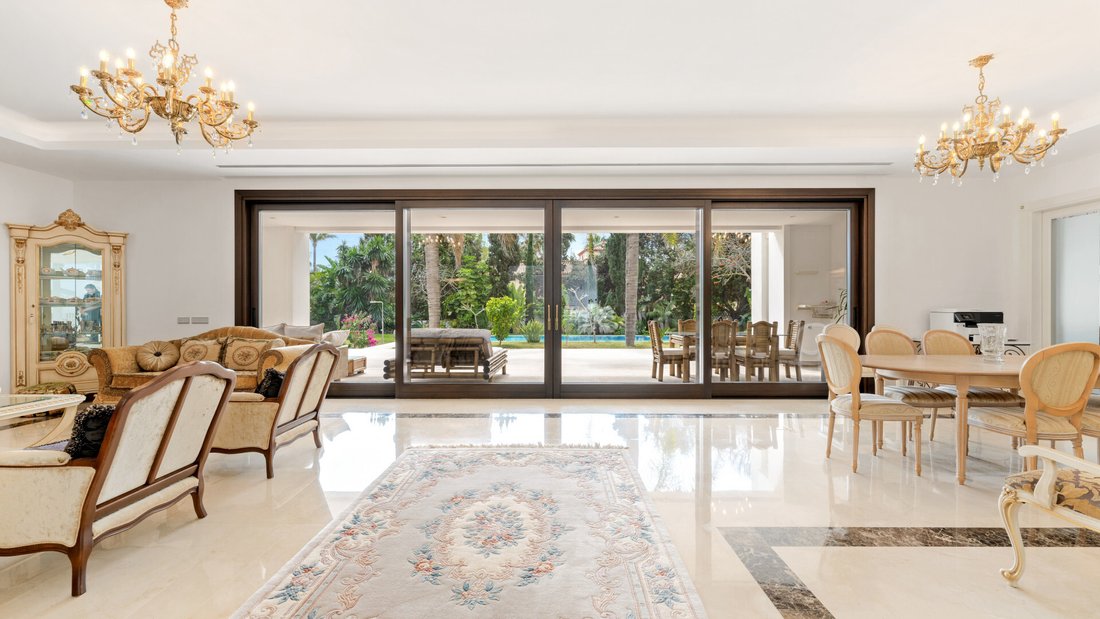 Villa in Atalaya Isdabe, Andalusia, Spain 2 - 15390981