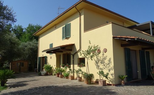 Villa in Cigoli, San Miniato, Tuscany, Italy 1