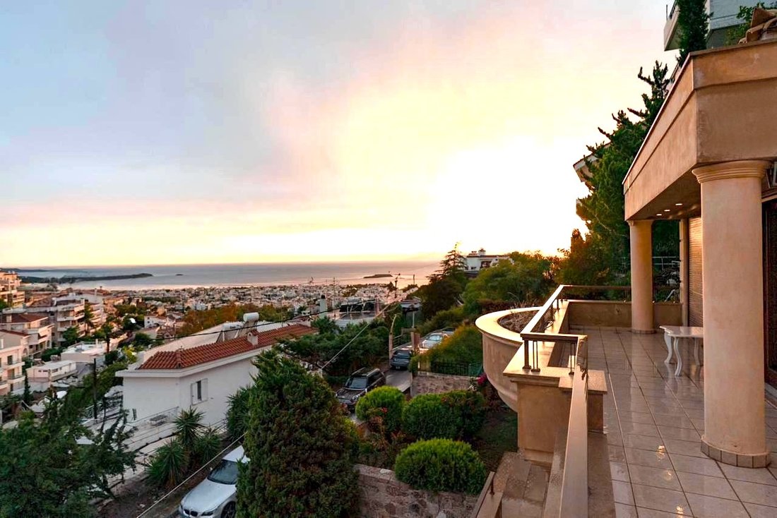 Villa in Voula, Attica, Greece 1 - 14738044