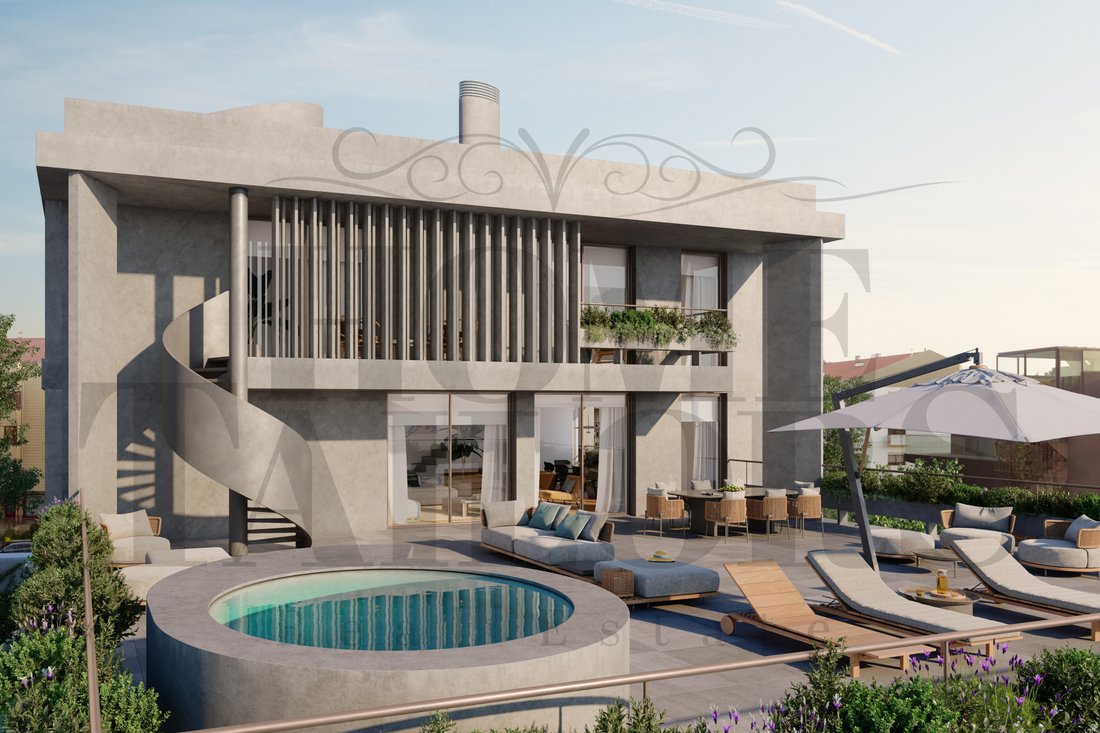 Apartment in Lordelo do Ouro e Massarelos, Porto District, Portugal 1 - 15396469