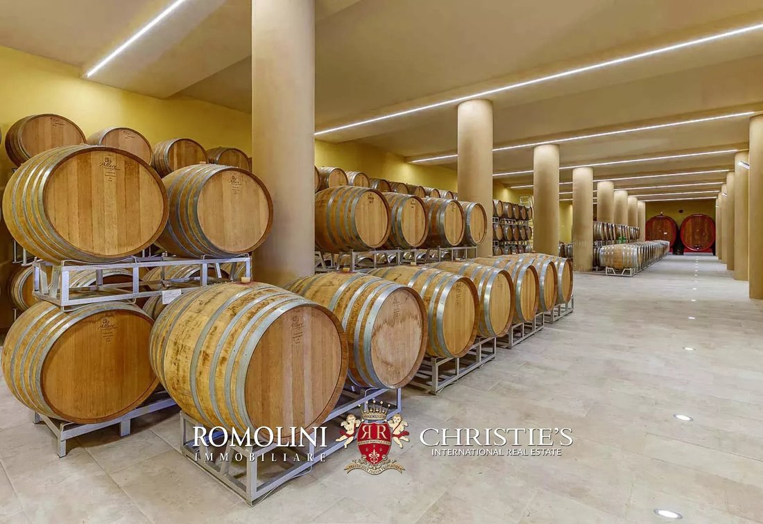 Rancho en Montepulciano, Toscana, Italia 1 - 12229680
