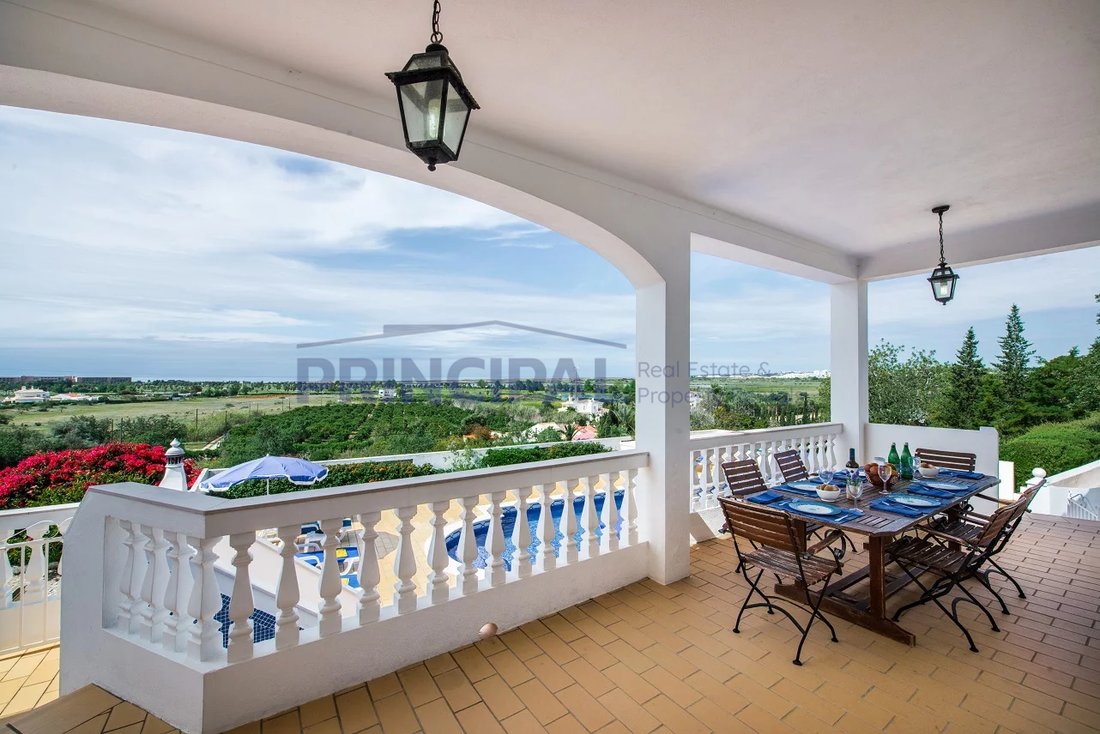 Villa in Guia, Algarve, Portugal 1 - 15460750