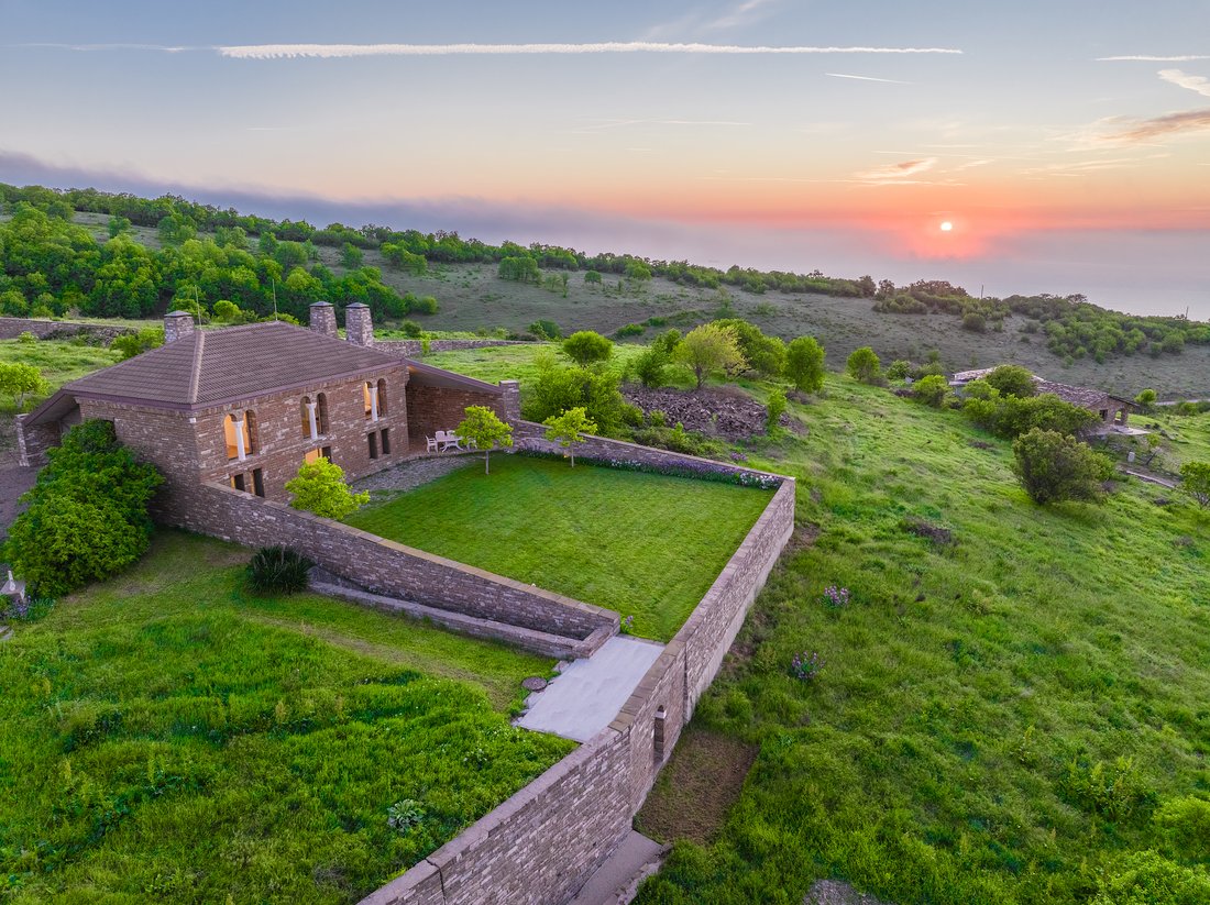 Estate in Emona, Burgas, Bulgaria 1 - 15460445