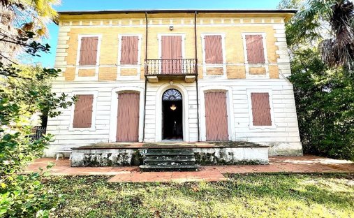 Villa à Camaiore, Toscane, Italie 1