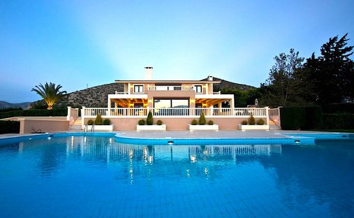 Villa in Saronida, Attica, Greece 1