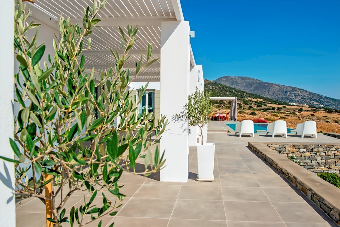 Villa in Paros, Aegean, Greece 2 - 15461807