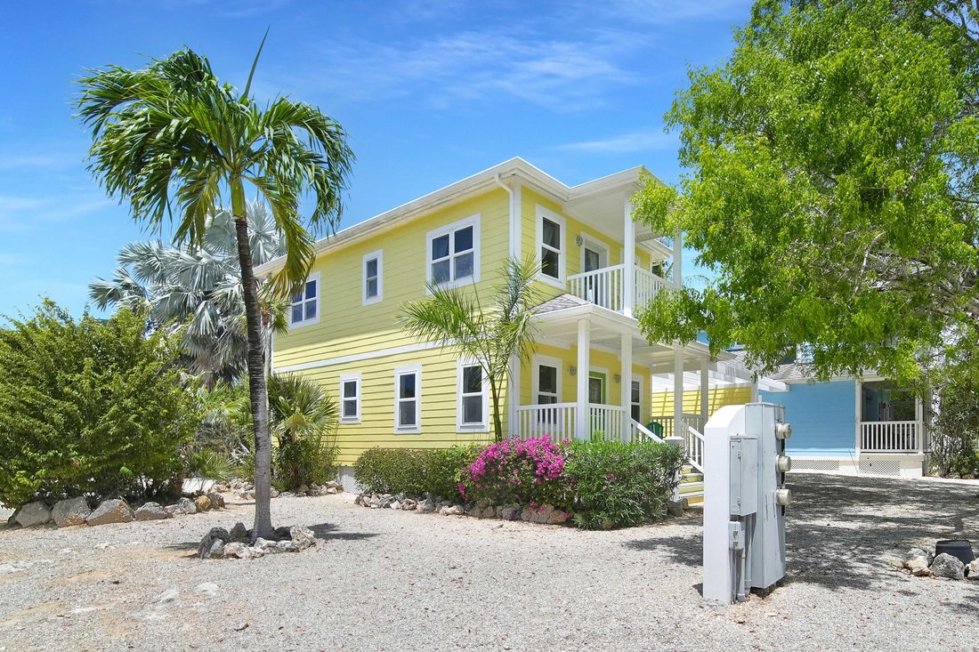 House in East End, East End, Cayman Islands 2 - 15461879