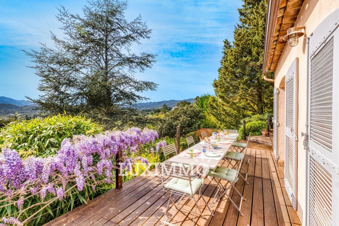 House in Mandelieu-la-Napoule, Provence-Alpes-Côte d'Azur, France 3 - 15314860