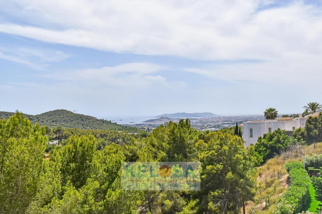 Villa in Can Furnet, Santa Eularia des Riu, Balearic Islands 3 - 15462187