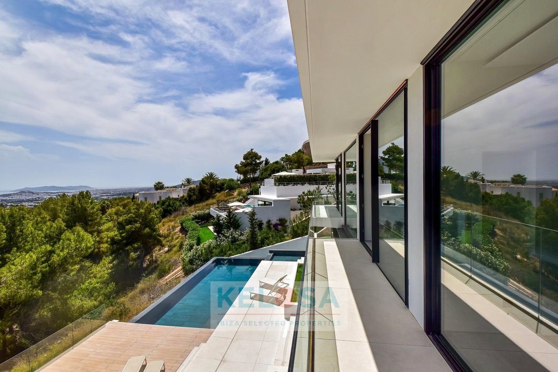 Villa in Can Furnet, Santa Eularia des Riu, Balearic Islands 1 - 15462187
