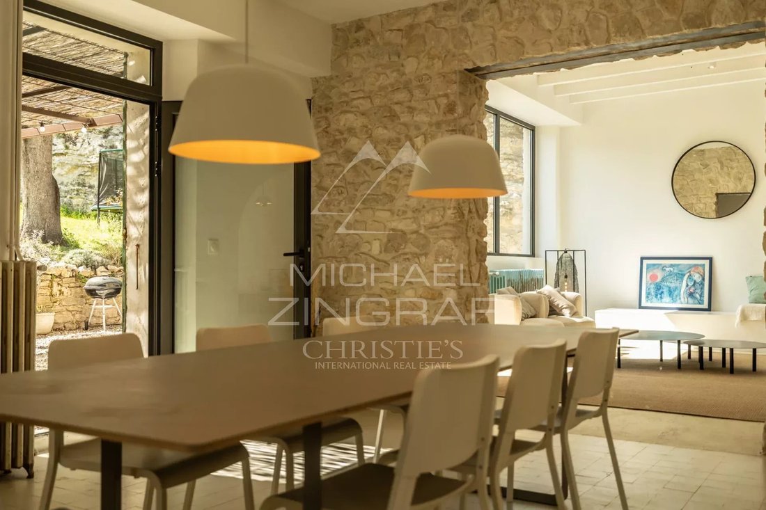 Estate in Nevons-route d'Apt, L'Isle-sur-la-Sorgue, France 3 - 15462057