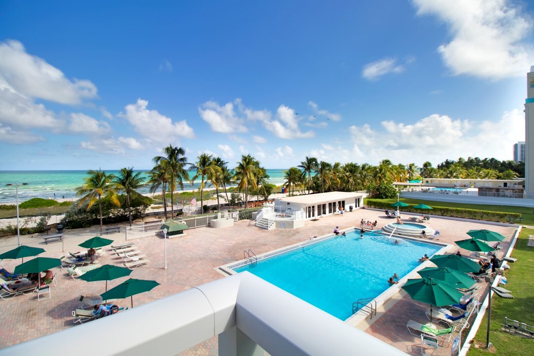 Condo in Miami Beach, Florida, United States 1 - 15462163