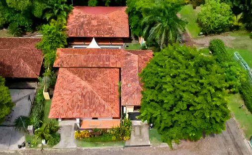 Villa in Playa Hermosa, Puntarenas Province, Costa Rica 1