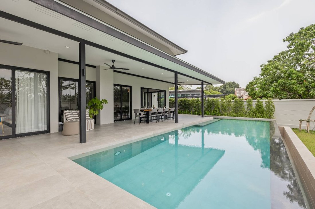 Villa in Phuket, Thalang District, Thailand 3 - 15465621