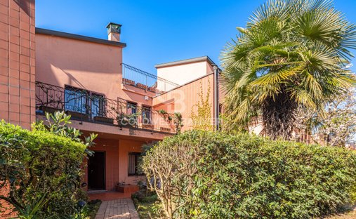 Villa in Monza, Lombardy, Italy 1