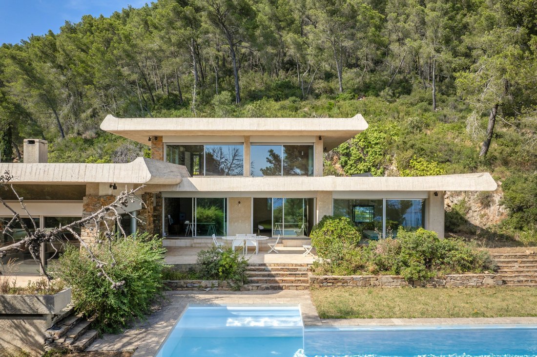 House in Centre Ville, Carqueiranne, France 2 - 14515231