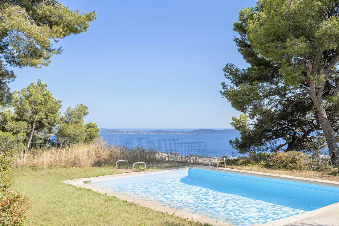 House in Centre Ville, Carqueiranne, France 4 - 14515231