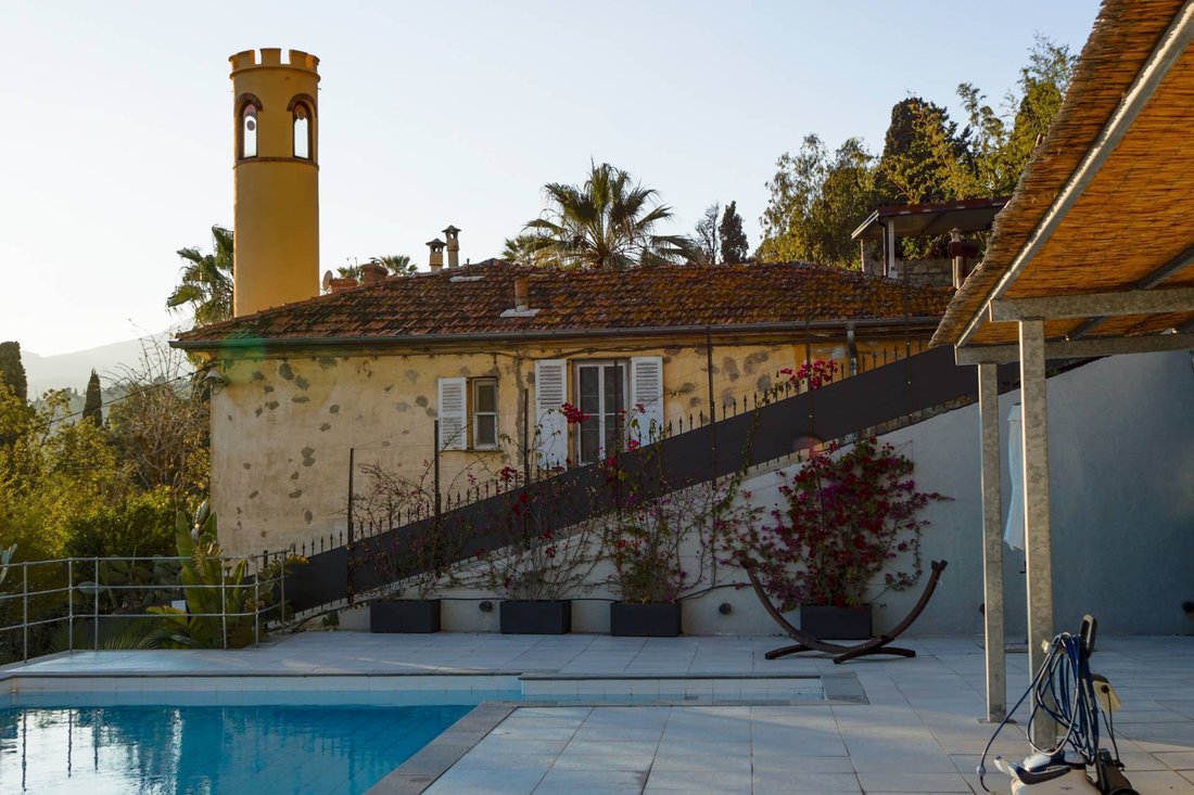 Villa in Menton, Provence-Alpes-Côte d'Azur, France 3 - 15464665