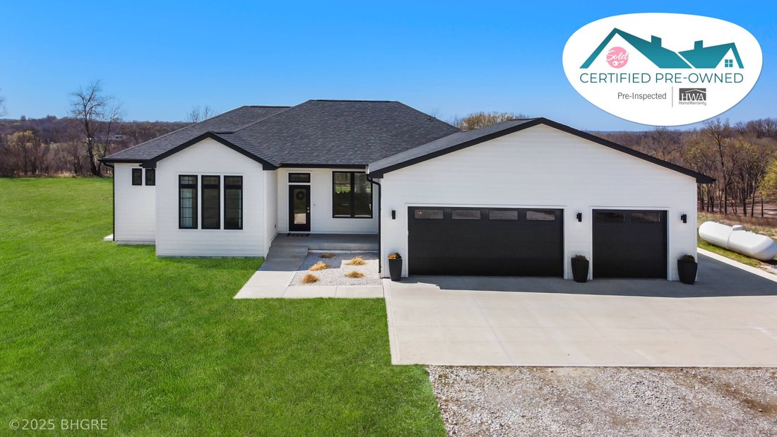 House in Indianola, Iowa, United States 1 - 15460637