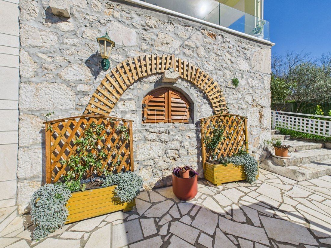 House in Grad Crikvenica, Primorje-Gorski Kotar County, Croatia 2 - 15305813
