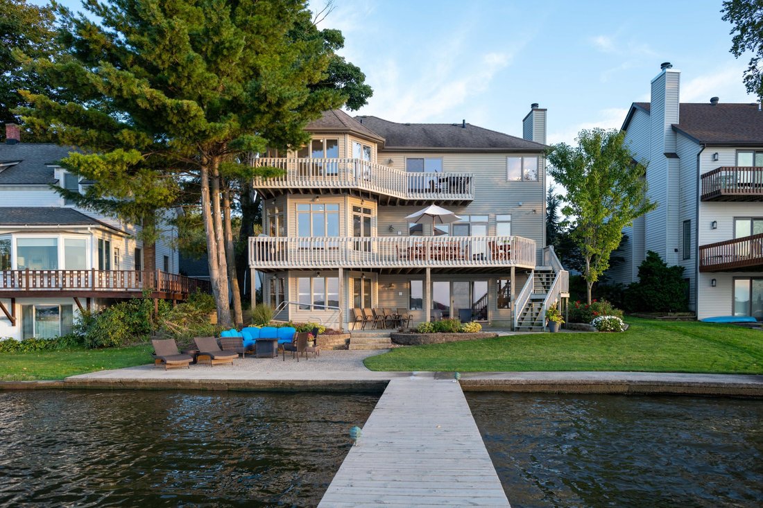 Haus in Laketown Township, Michigan, Vereinigte Staaten 1 - 15463288