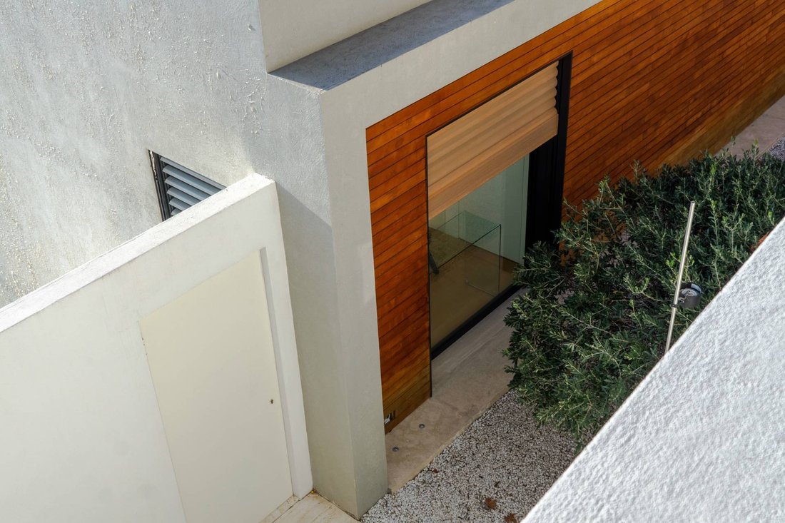 Villa in Roquebrune-Cap-Martin, Provence-Alpes-Côte d'Azur, France 5 - 15464667